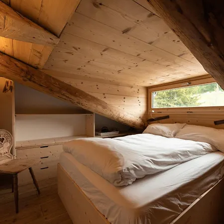 Апартаменты Casa Verocip, With Panoramic Balcony On Dolomites Кортина-д'Ампеццо